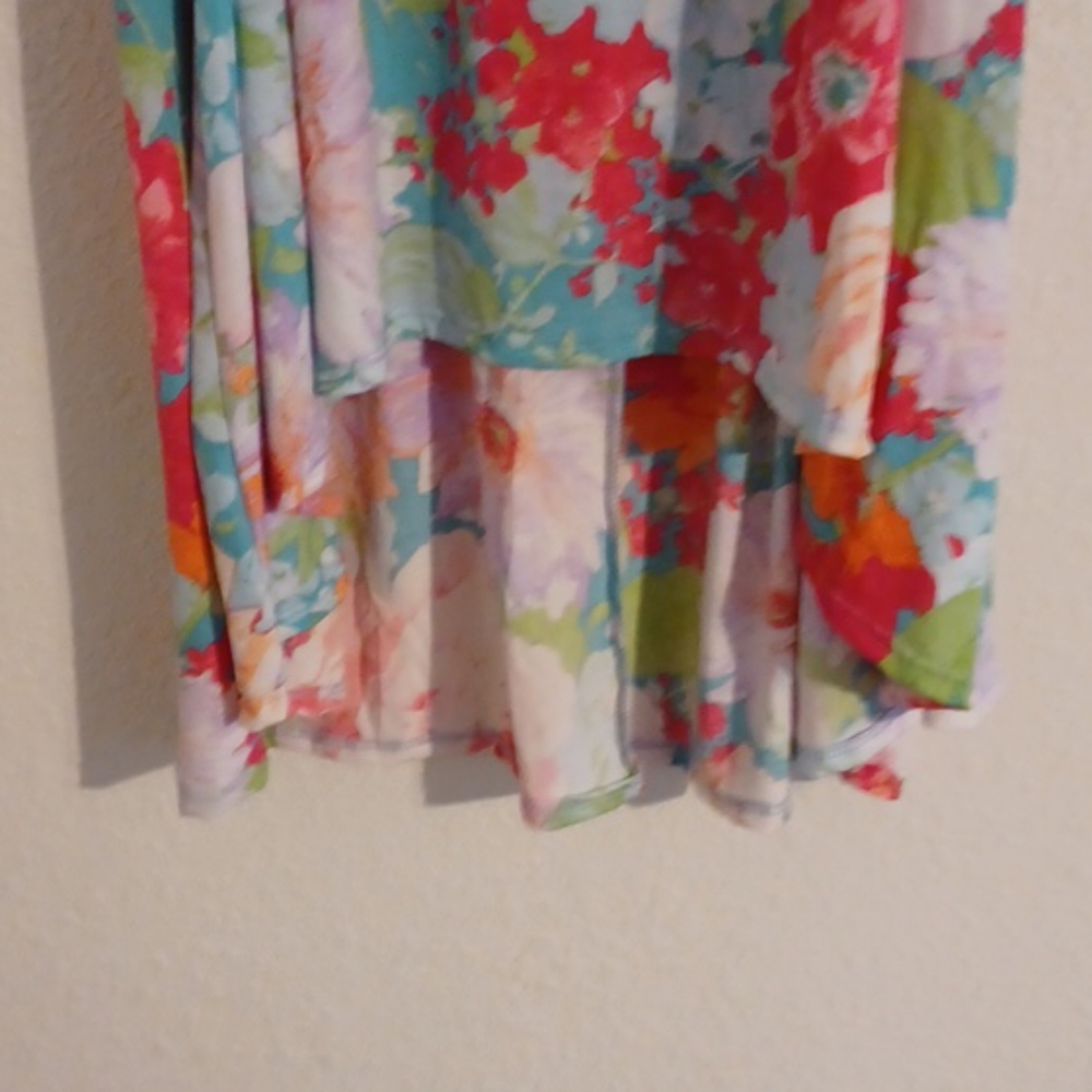 Spring tank top - Picture 2 of 3